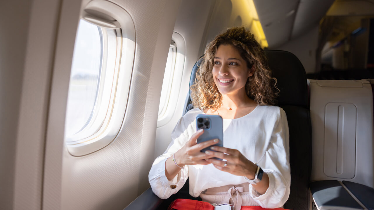 airline passenger image for a story on efficient customer communication management